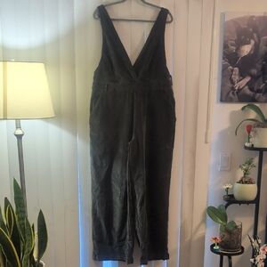 Sleeveless V-Neck Dark Gray  Overalls Jumpsuit